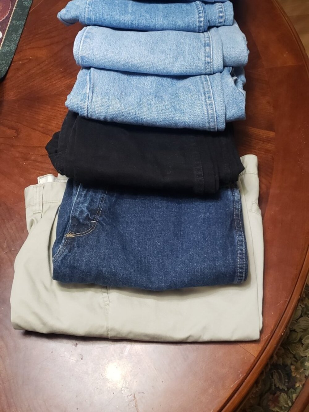 Men's 34 34 pants, mostly jeans, 1 black, and also 1 khaki pant, 8 pair total